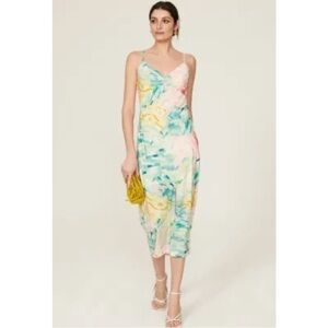 Slate & Willow
Watercolor Slip Dress size Medium